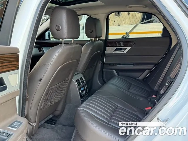 Jaguar XF (X260) 2018 Белый из Кореи, фото 2