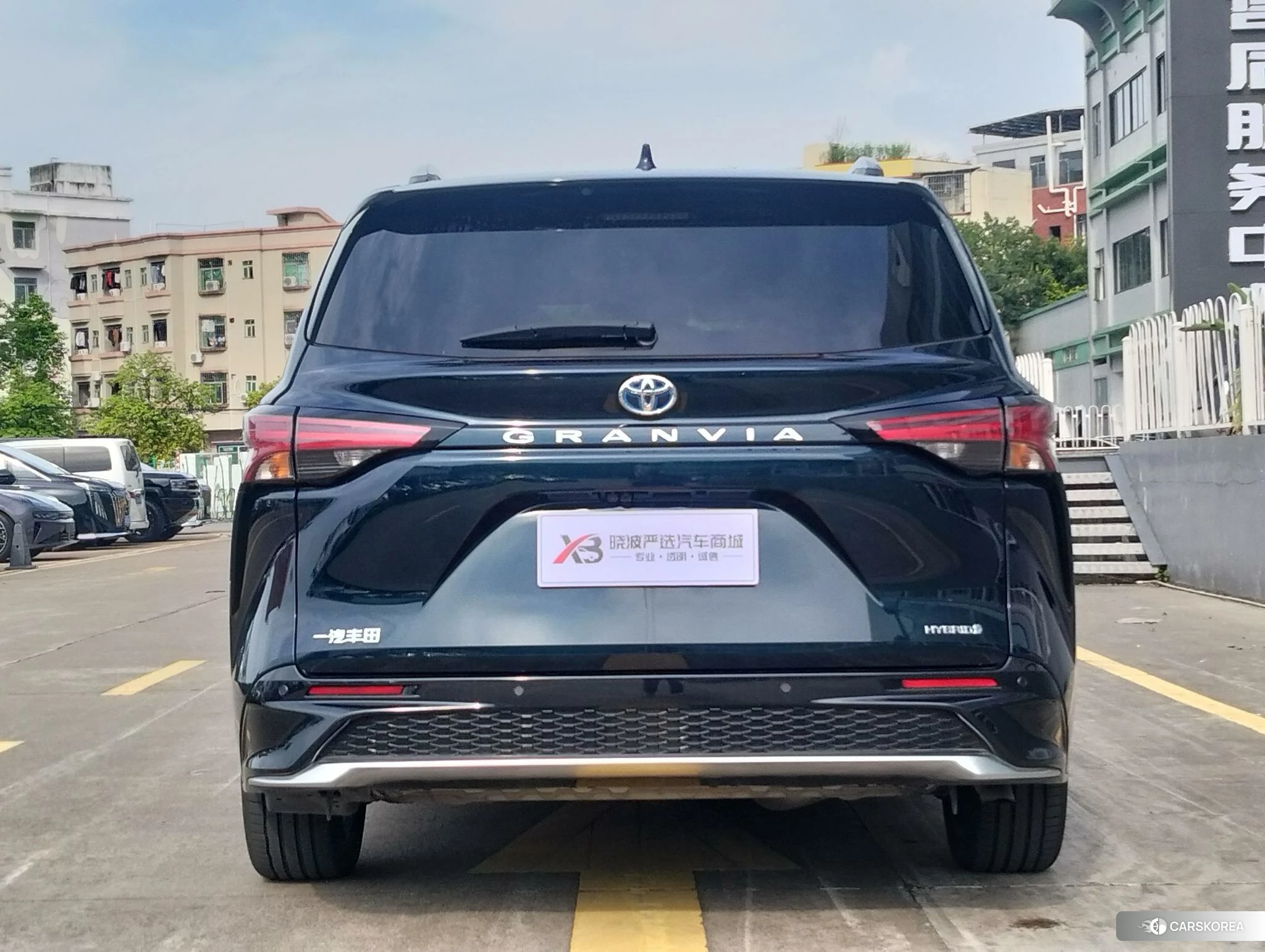 Toyota Grevia 2022 Синий из Китая, фото 2