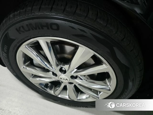 Kia The New Carnival 2018 Черный из Кореи, фото 2