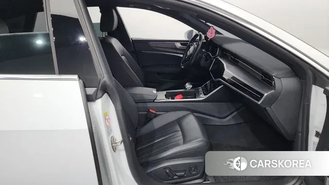 Audi A7 (4K) 2021 Белый из Кореи, фото 2