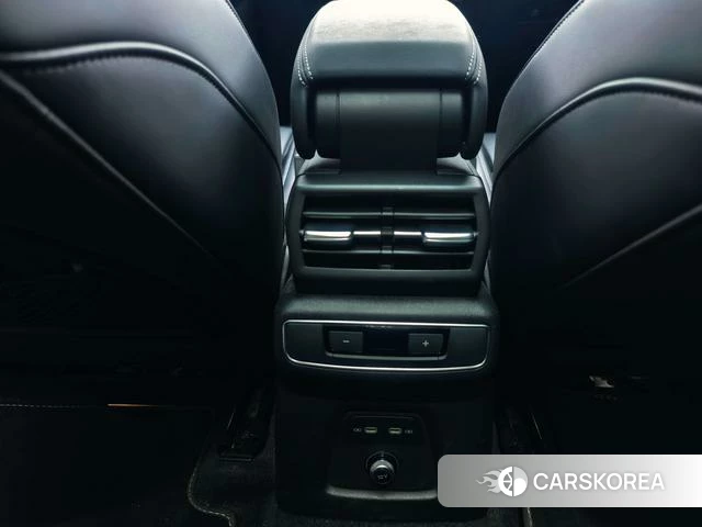 Audi Q4 e-tron 2024 Темно-серый из Китая, фото 2