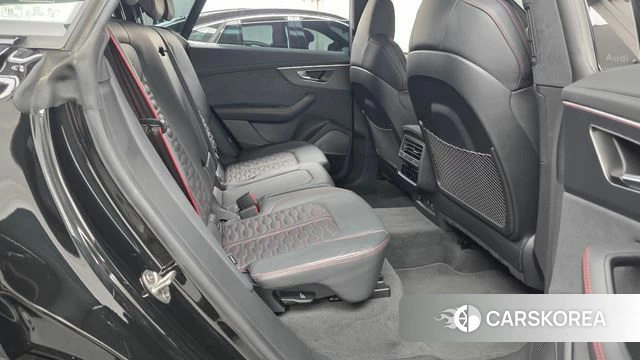 Audi RSQ8 (4M) 2025 Черный из Кореи, фото 2