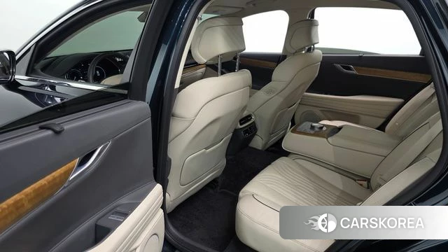 Genesis G80 (RG3) 2023 Темно-зеленый из Кореи, фото 2