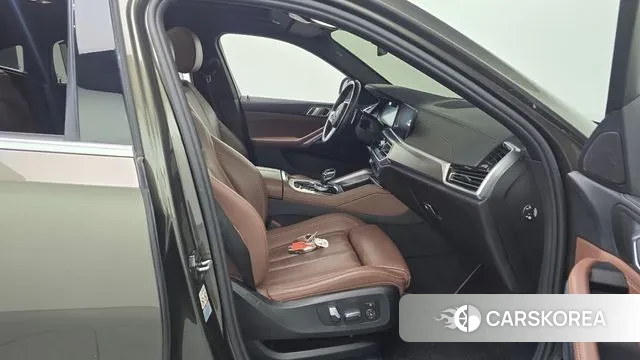 BMW X6 (G06) 2022 Цвет тростника из Кореи, фото 2