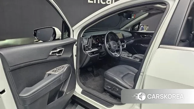 Kia Sportage 5th Generation 2023 Белый из Кореи, фото 2