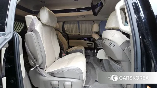 Kia Carnival 4th generation 2022 Черный из Кореи, фото 2