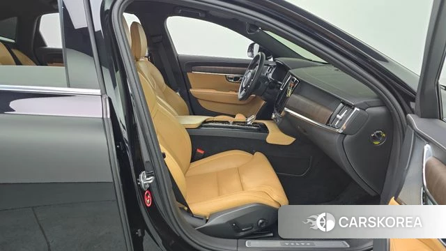 Volvo S90 2020 Черный из Кореи, фото 2