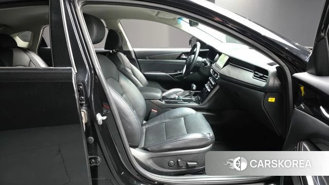 Kia K7 Premier 2020 Черный из Кореи, фото 2