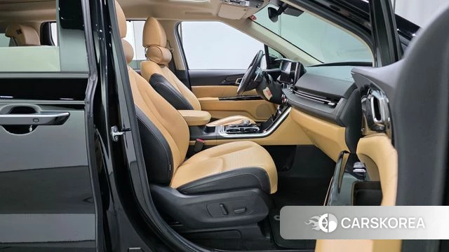 Kia Carnival 4th generation 2021 Черный из Кореи, фото 2