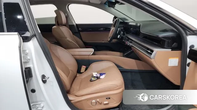 Hyundai Grandeur Hybrid (GN7) 2023 Белый из Кореи, фото 2