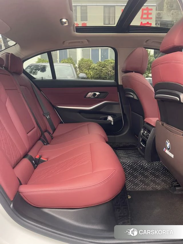 BMW 3 series 2022 Белый из Китая, фото 2
