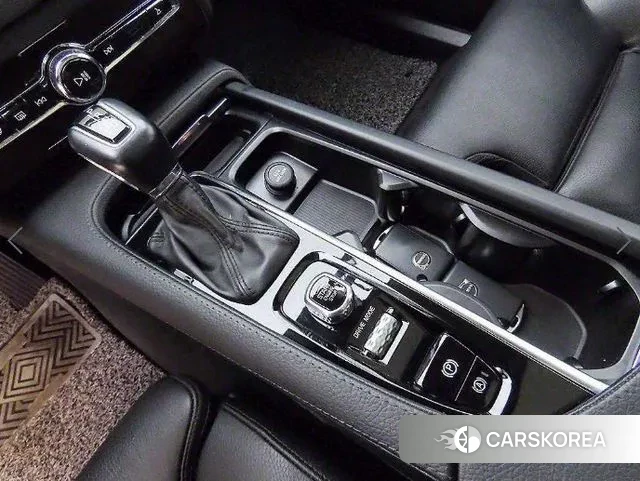 Volvo XC90 second Generation 2018 Серый из Кореи, фото 2