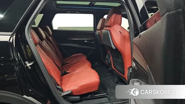 Peugeot 5008 second generation 2024 Черный из Кореи, фото 2