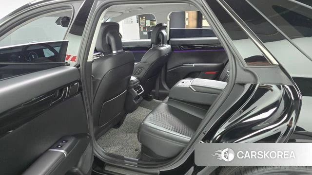 Hyundai Grandeur Hybrid (GN7) 2023 Черный из Кореи, фото 2