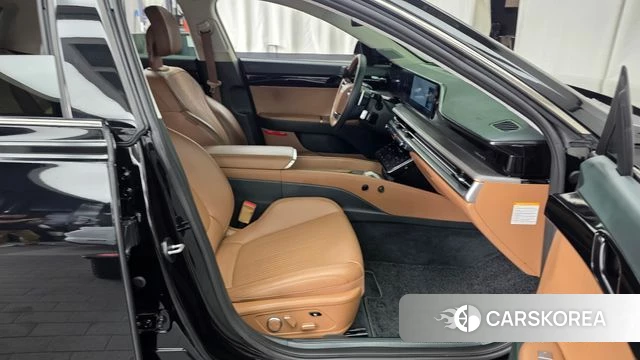 Hyundai Grandeur Hybrid (GN7) 2023 Черный из Кореи, фото 2