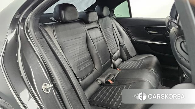 Mercedes-Benz C-Class W206 2022 Серый из Кореи, фото 2