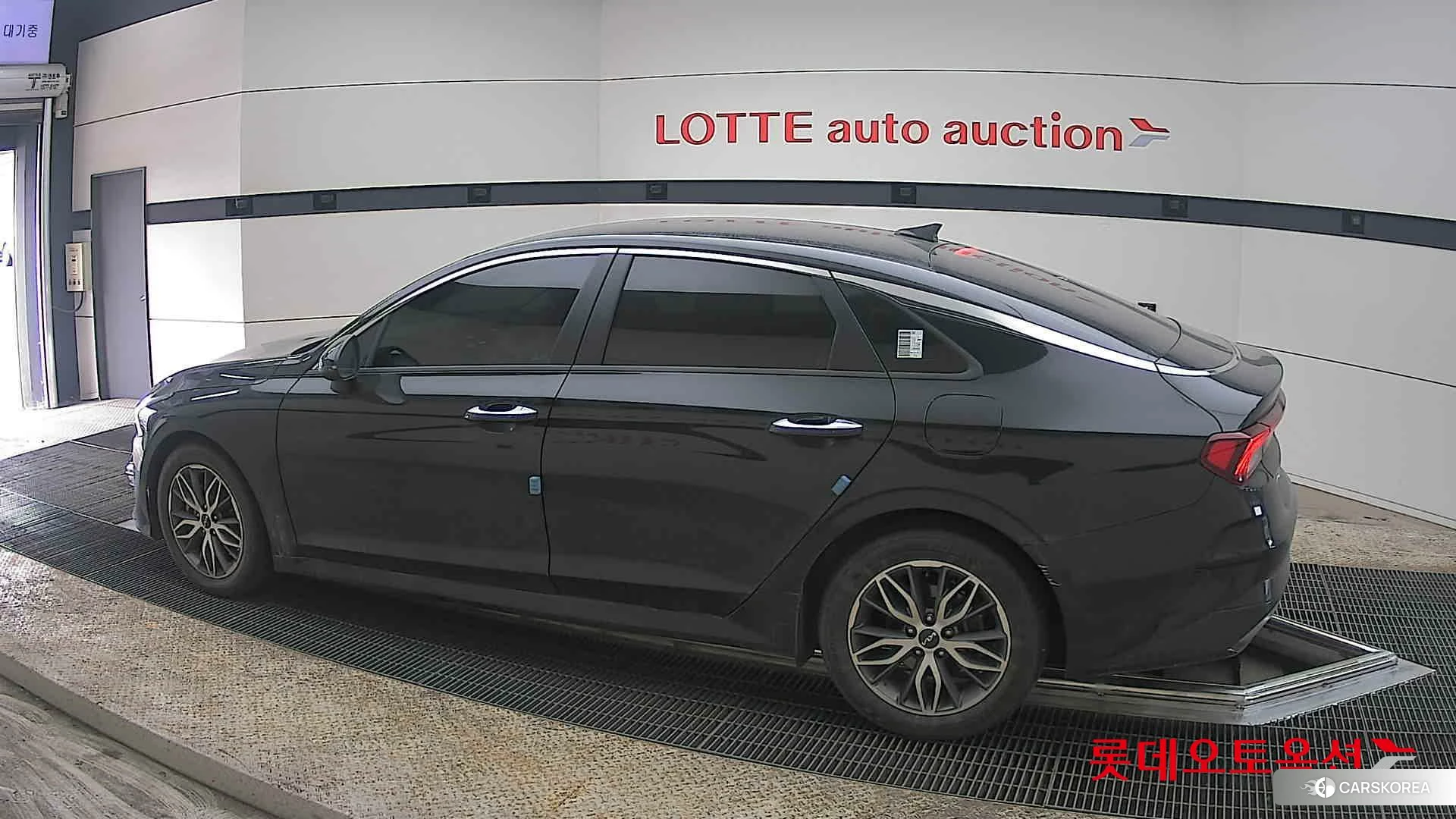 Kia K5 2022 Aurora Black Pearl из Кореи, фото 2