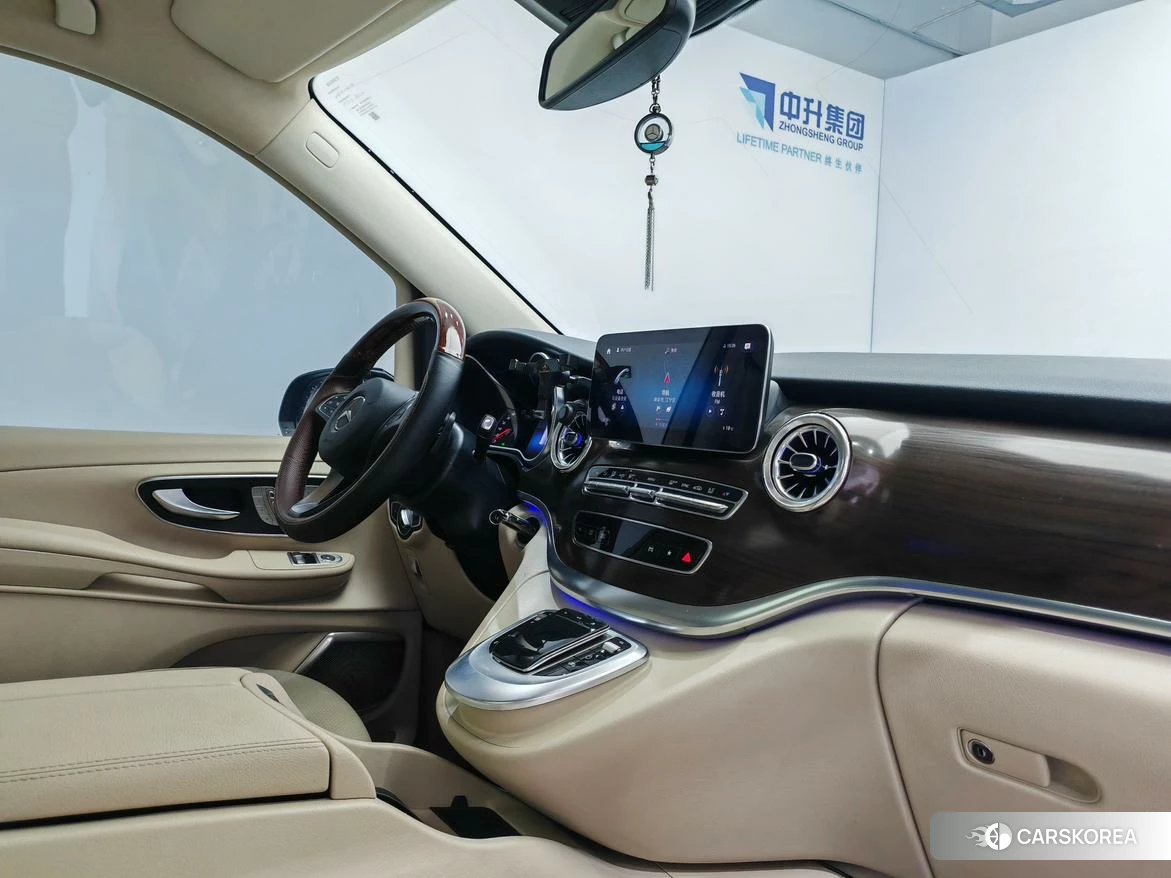 Mercedes-Benz V-class 2021 Черный из Китая, фото 2