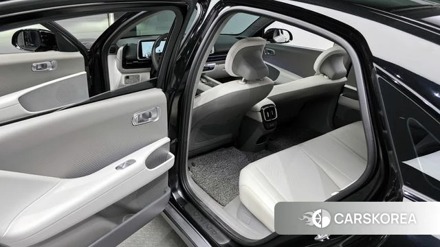 Hyundai Ionic 6 2022 Черный из Кореи, фото 2