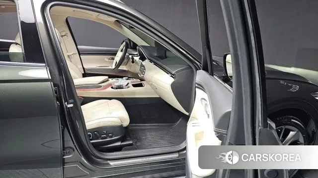 Genesis GV70 2024 Темно-зеленый из Кореи, фото 2