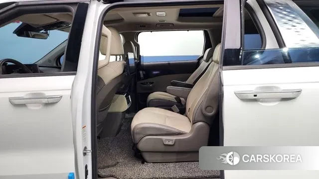 Kia Carnival 4th generation 2021 Белый из Кореи, фото 2