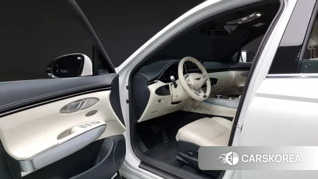 Genesis Electrified GV70 2022 Белый из Кореи, фото 2