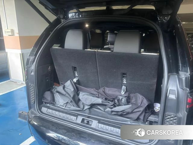 Land Rover Discovery 5 2023 Черный из Кореи, фото 2