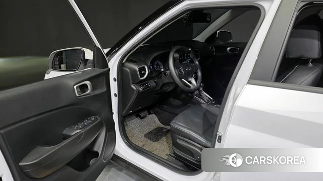 Hyundai Venue 2021 Белый из Кореи, фото 2