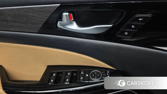 Kia K7 Premier Hybrid 2021 Черный из Кореи, фото 2