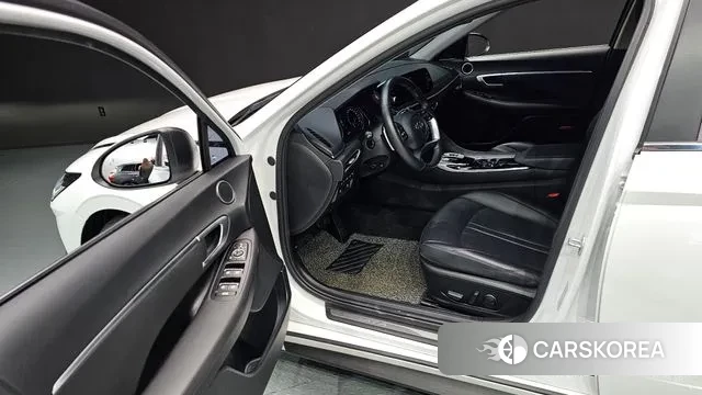 Hyundai Sonata (DN8) 2021 Белый из Кореи, фото 2