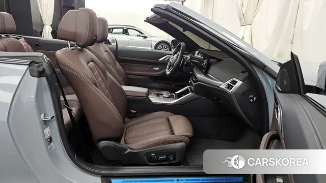 BMW 4 Series (G22) 2024 Светло-серебряный цвет из Кореи, фото 2