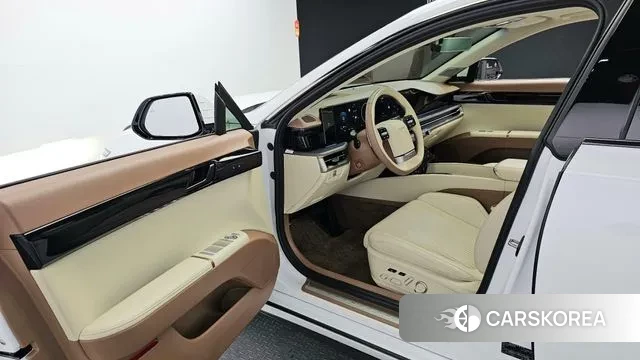 Hyundai Grandeur Hybrid (GN7) 2023 Белый из Кореи, фото 2