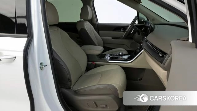 Kia Carnival 4th generation 2022 Белый из Кореи, фото 2
