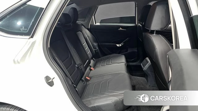 Volkswagen 7th Generation of Jetta 2023 Белый из Кореи, фото 2