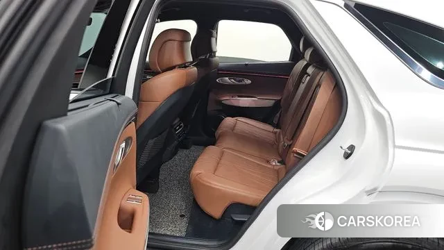 Genesis GV70 2025 Белый из Кореи, фото 2