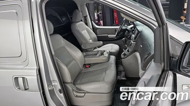 Hyundai The New Grand Starex 2018 Серебряный из Кореи, фото 2