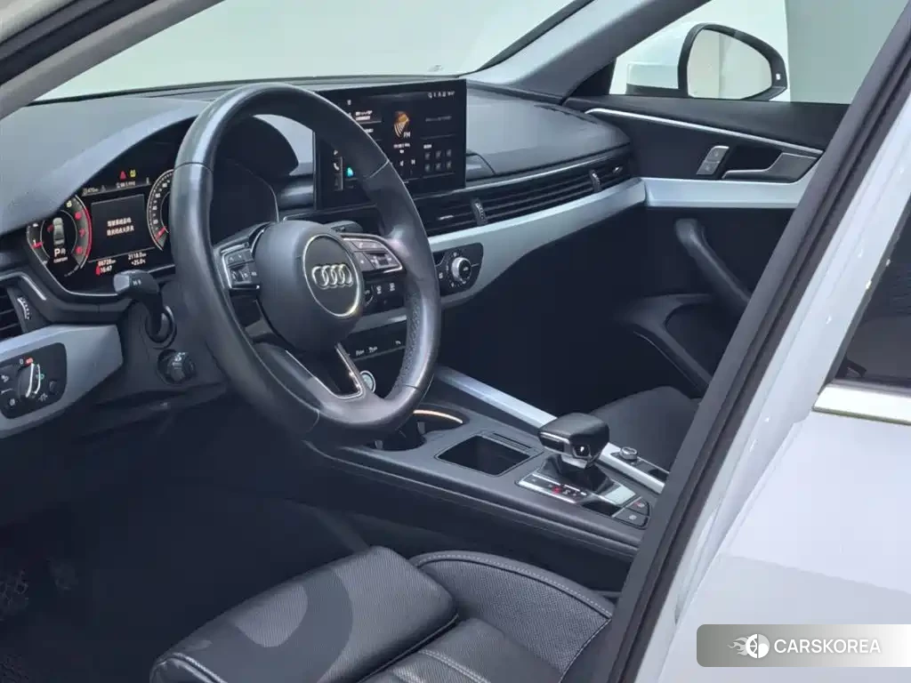 Audi A4L 2024 Белый из Китая, фото 2