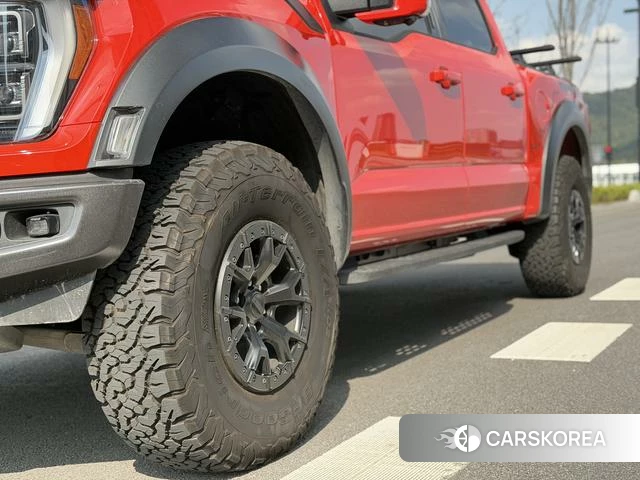 Ford F-150 Raptor 2023 Оранжевый из Китая, фото 2