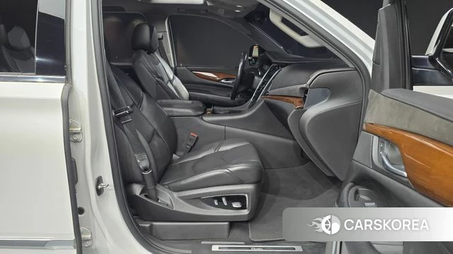 Cadillac Escalade 2018 Белый из Кореи, фото 2