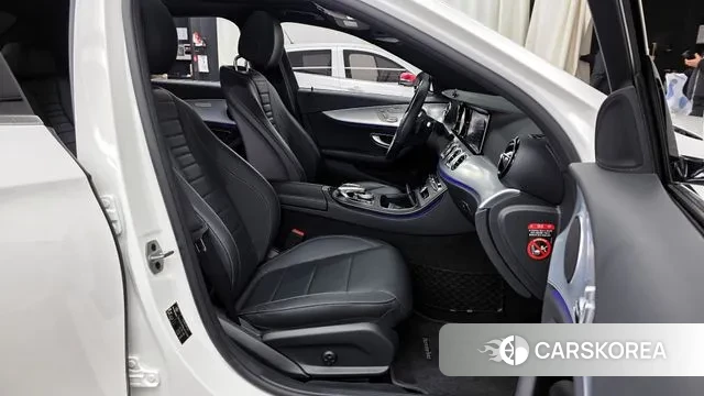 Mercedes-Benz E-Class W213 2019 Белый из Кореи, фото 2