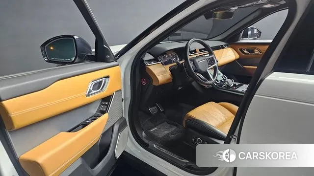 Land Rover Range Rover Velar 2022 Белый из Кореи, фото 2