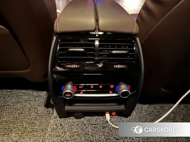 BMW 5 Series (G30) 2021 Серый из Кореи, фото 2