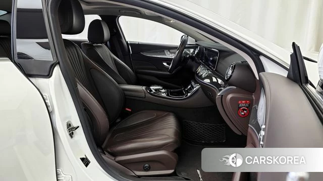 Mercedes-Benz CLS-Class C257 2020 Белый из Кореи, фото 2