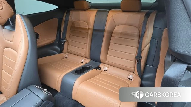 Mercedes-Benz C-Class W205 2020 Белый из Кореи, фото 2