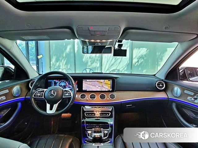 Mercedes-Benz E-Class W213 2019 Черный из Кореи, фото 2