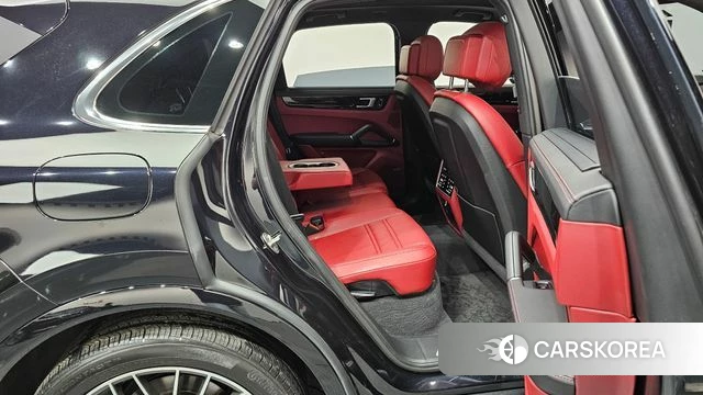 Porsche Cayenne (PO536) 2021 Черный из Кореи, фото 2