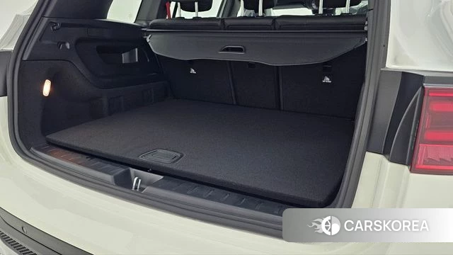 Mercedes-Benz GLB-Class X247 2025 Белый из Кореи, фото 2