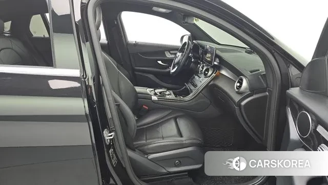 Mercedes-Benz GLC-Class X253 2019 Черный из Кореи, фото 2