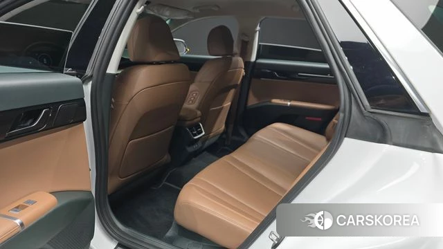 Hyundai Grandeur (GN7) 2023 Белый из Кореи, фото 2