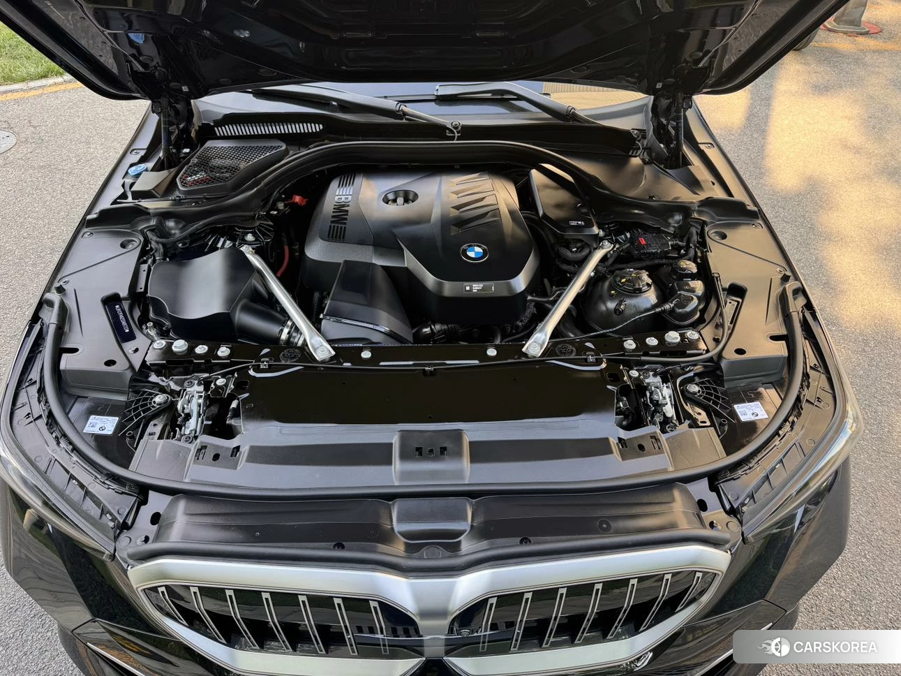 BMW 5 series 2024 Черный из Китая, фото 2